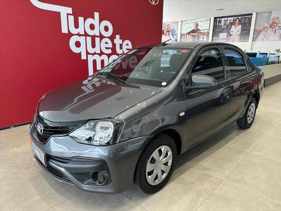 TOYOTA ETIOS 1.5 X SEDAN 16V FLEX 4P MANUAL